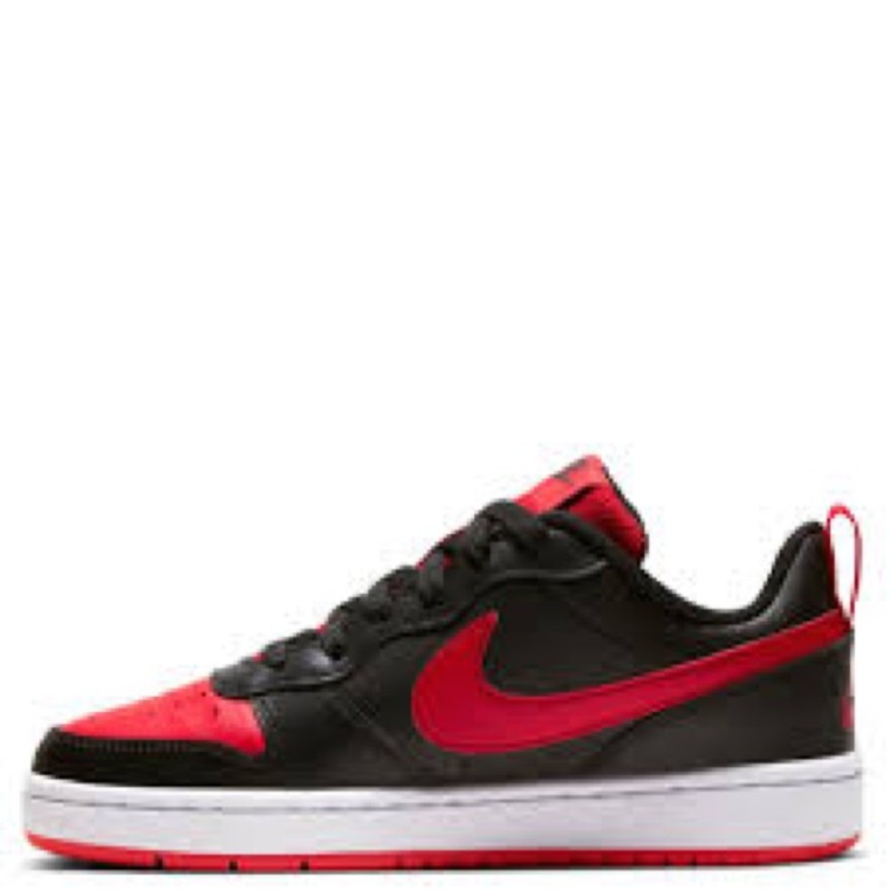 Nike Court Borough Low in Red and Black